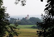 Románský kostelík v Krtni