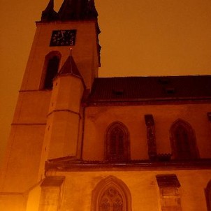 Noční kostel Sv.Štěpána