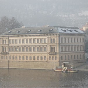 Lichtenštejnský Odkolkovský palác, Lichtenštejnský Odkolkovský palác - U Sovových mlýnů 4/506