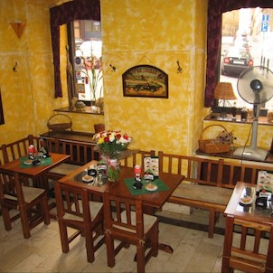 Royal Café