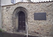 portál bývalé bazilky