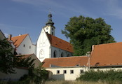 klášterní kostel od jihozápadu