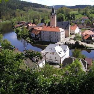 pohled na kostel sv. Mikuláše