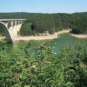 podolský most