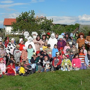 Den dětí 3.6.2006 (pohádkový les)