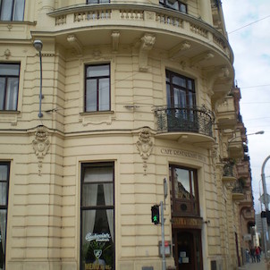Café restaurant Tivoli