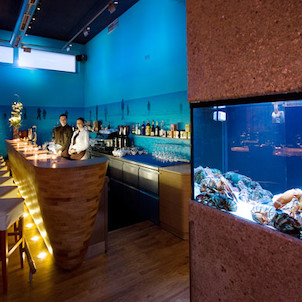 Noem Arch Restaurant