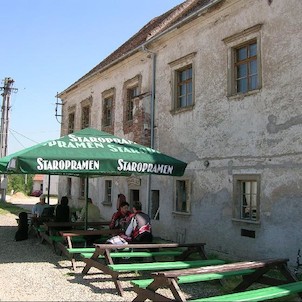Hrubšice, Bývalá tvrz