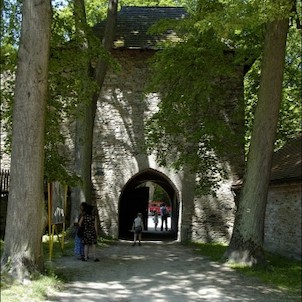 hrad Pernštejn