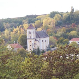 Bzenecko - kostel v Syrovíně