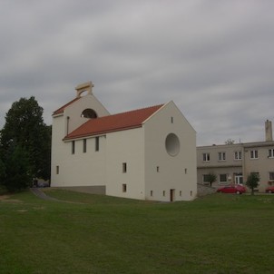 Nový kostel v Šumné