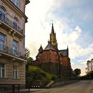 Kostel sv. Lukáše v Kalových Varech