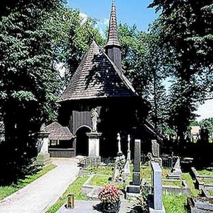 kostel a hřbitov