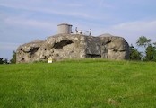 Pevnost Dobrošov poškozená testy Wermachtu.