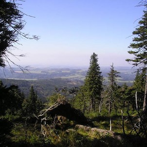 Výhled z cesty na Vrchmezí