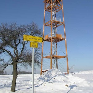 rozhledna v zimě