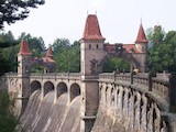 Les království - hráz