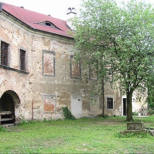 zadní část hradu