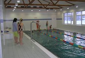 koupelový bazén určený pro školní výcvik i veřejnost