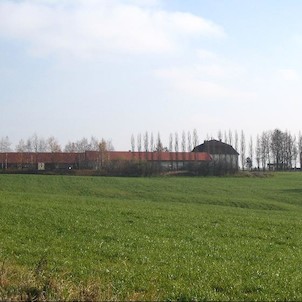 Horní Tošanovice - zámek, Pohled od Dolních Tošanovic