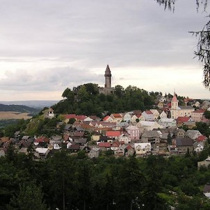 Pohled na rozhlednu z Šipky