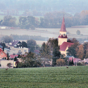 Pohled z Ostré Hůrky - podzim 2005