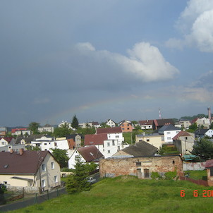 pohled na vesnici z Mlýnské ulice