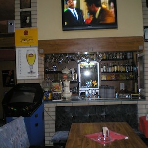 U Dvora