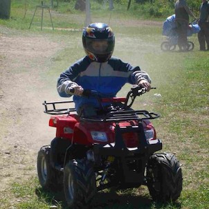 Dětské motorové čtyřkolky