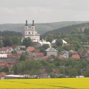 Kostel Panny Marie v Lužích