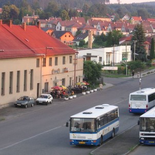Záběr na centrum Miřetic - foceno ze střechy