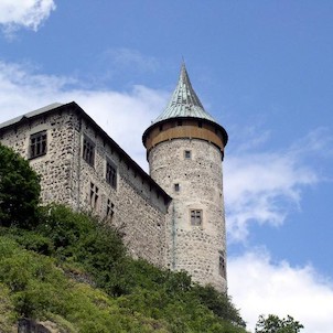 věž hradu Kunětická hora