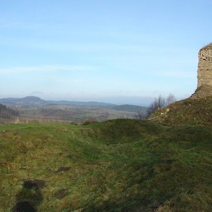 Landšperk v pozadí Žampach