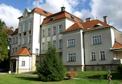 gymnázium