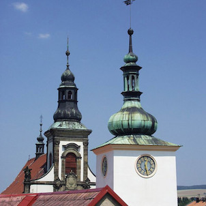 Radnice a Kostel Nanebevzetí Panny Marie