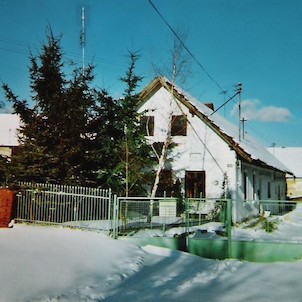 Jeden z domků v Poleni