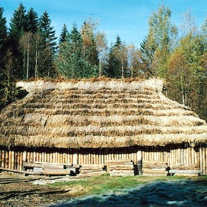 Panský dům, rekonstrukce z Mšeckých Žehrovic