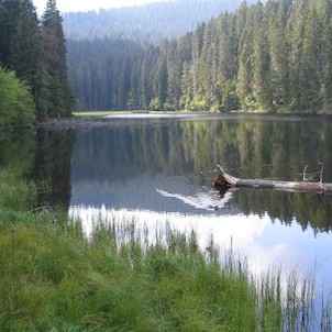 Jezero Laka