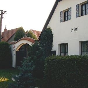 dům z roku 1833, Lipnice byla vyhlášena jako památková ochranná zóna.