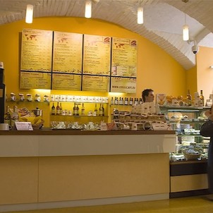 CrossCafe Jungmannova