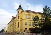 budova základní školy