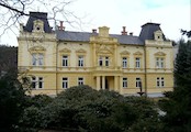 Hirschova vila, Slohově je Hirschova vila nepochybně špičkovou ukázkou eklektické neorenesance.