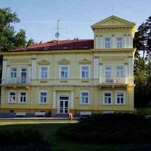 Lázeňský dům Mánes