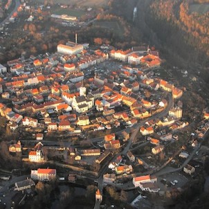 Stříbro - centrum- 10 minut před západem slunce