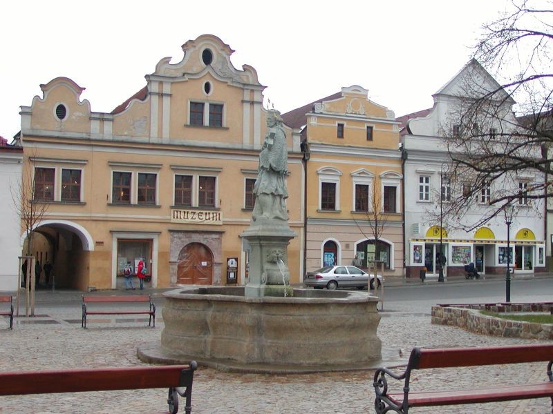 Beroun - Historie a umění - Hrady a zámky - galerie