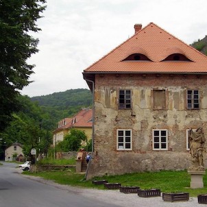 Svatý Jan pod Skalou- bývalá fara
