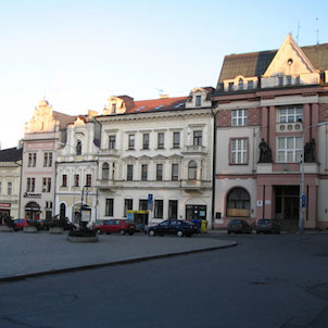 náměstí - východní strana