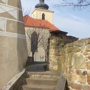 Zámek - schody ke kapli sv. Vojtěcha