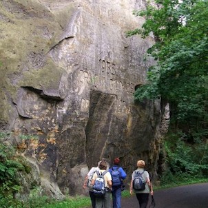 Cesta z Kaniny do Kokořínského dolu