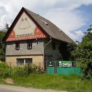 Jedna s chalup v Línech